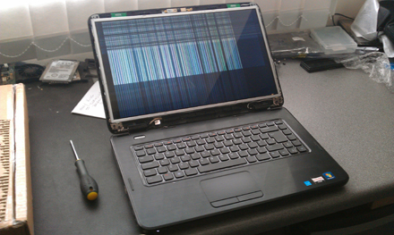 broken laptop screen repair hatfield