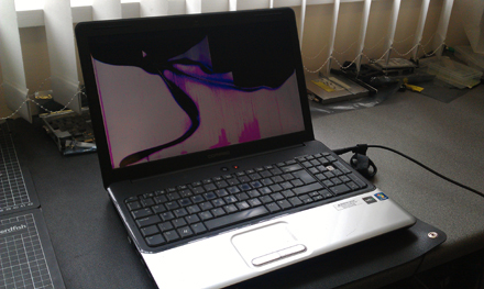 laptop screen repair hitchin